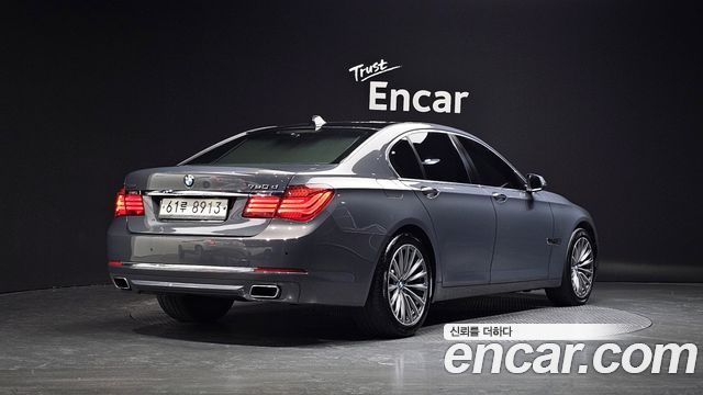 BMW 7 Series (F01) 740d xDrive Individual 2015 — фото 6