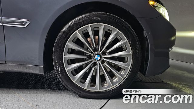 BMW 7 Series (F01) 740d xDrive Individual 2015 — фото 23