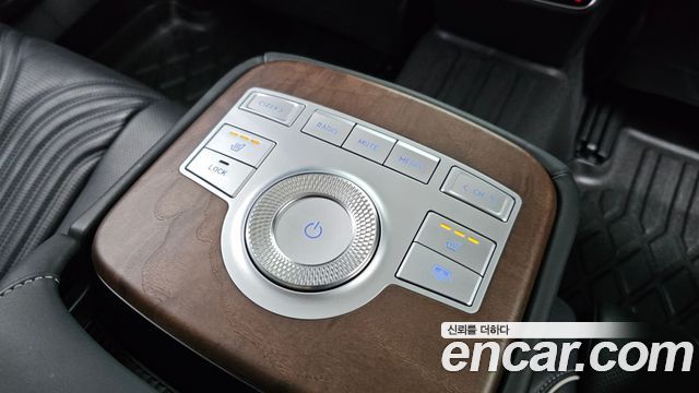 Genesis G80 (RG3) Gasoline 2.5 Turbo AWD 2021 — фото 19