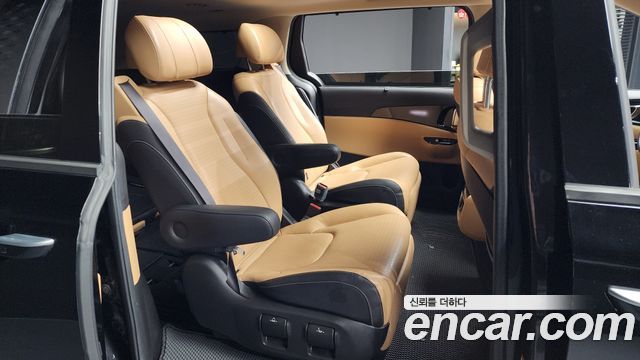 Kia Carnival (IV) Diesel 7-Seater Signature 2021 — фото 12