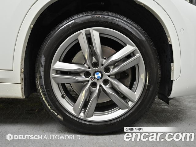 BMW X1 (F48) xDrive 20i M Sport 2022 — фото 5