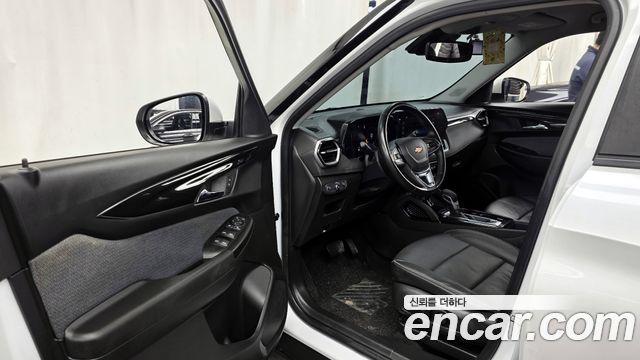 Chevrolet Trailblazer 1.3 Turbo 2WD LT 2024 — фото 10