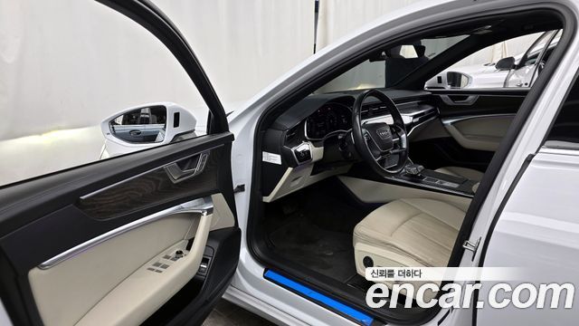 Audi A6 (C8) 40 TDI Quattro Premium 2023 — фото 10