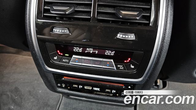 BMW X7 (G07) xDrive 40d Design Pure Excellence 7-Seater 2022 — фото 19