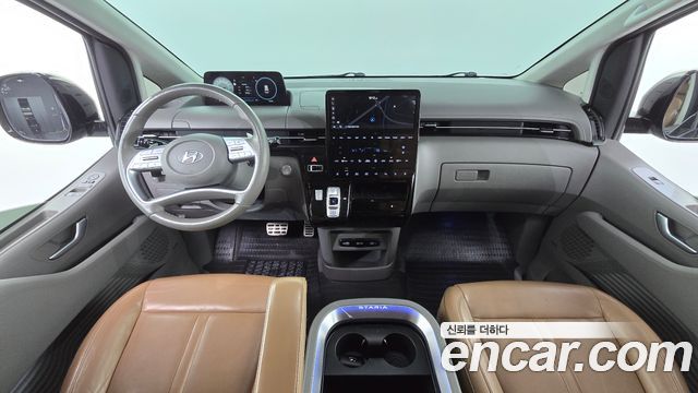 Hyundai Staria 4WD Lounge 9-Seater Inspiration 2022 — фото 7