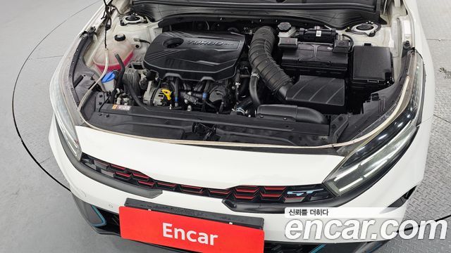 Kia K3 (II) 1.6 Turbo GT 5Door Signature 2022 — фото 6