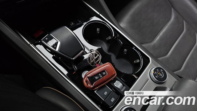 Volkswagen Touareg (III) 3.0 TDI Prestige 2021 — фото 9