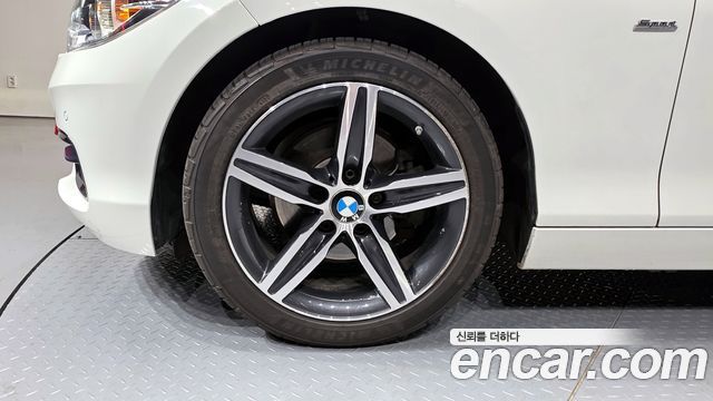 BMW 1 Series (F20) 118d Sport 5Door 2017 — фото 5