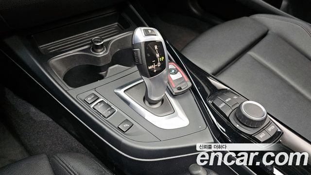 BMW 1 Series (F20) 118d Sport 5Door 2017 — фото 9
