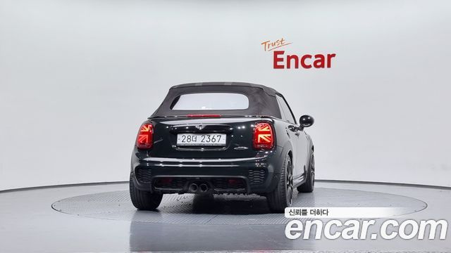 MINI Cooper S Convertible JCW 3rd 2019 — фото 4