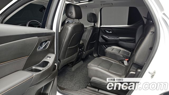 Chevrolet Traverse 3.6 AWD Redline 2021 — фото 10