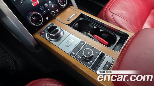 Land Rover Range Rover (IV) 5.0 SC AB LWB 2021 — фото 9
