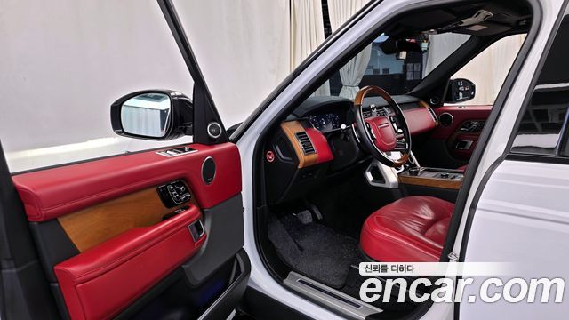 Land Rover Range Rover (IV) 5.0 SC AB LWB 2021 — фото 10