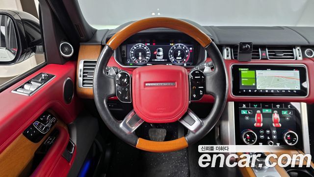 Land Rover Range Rover (IV) 5.0 SC AB LWB 2021 — фото 17