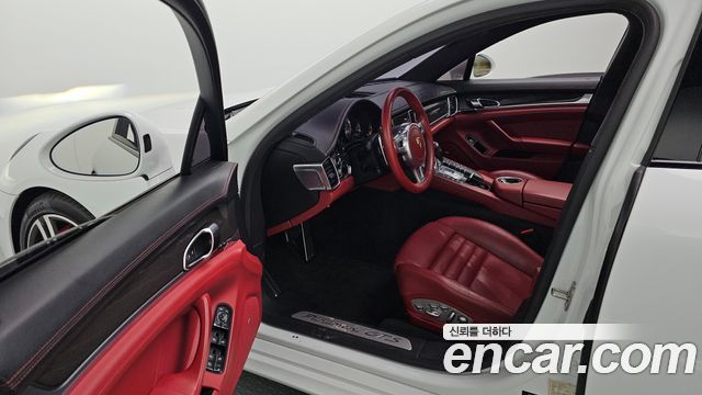 Porsche Panamera 4.8 GTS 970 2015 — фото 10