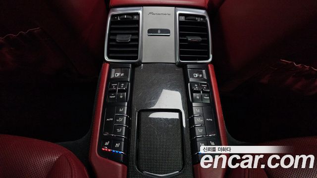 Porsche Panamera 4.8 GTS 970 2015 — фото 18