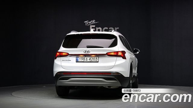 Hyundai Santa Fe Diesel 2.2 2WD Prestige 2021 — фото 4