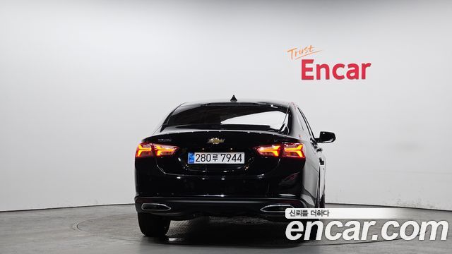 Chevrolet Malibu 2.0 Turbo LT Special 2022 — фото 4