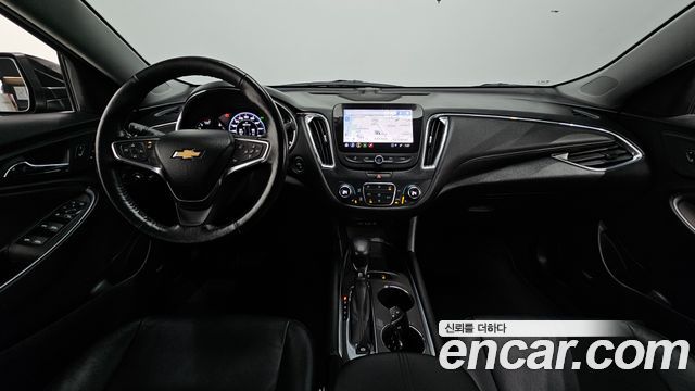 Chevrolet Malibu 2.0 Turbo LT Special 2022 — фото 7