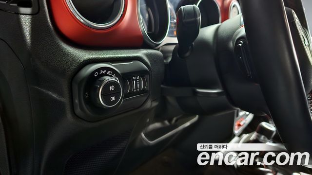 Jeep Wrangler (JL) 2.0 Rubicon High 4Door 2018 — фото 13