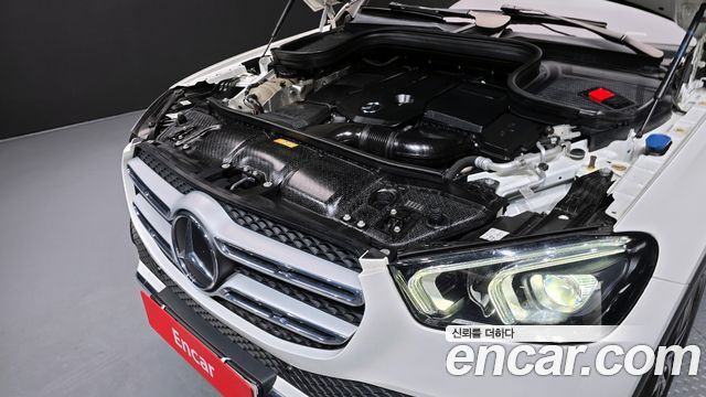 Mercedes-Benz GLE-Class (W167) GLE300d 4MATIC 2020 — фото 6