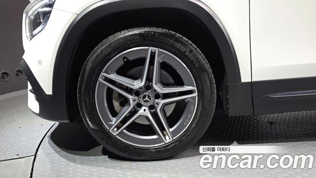 Mercedes-Benz GLB-Class (X247) GLB250 4MATIC 2021 — фото 5