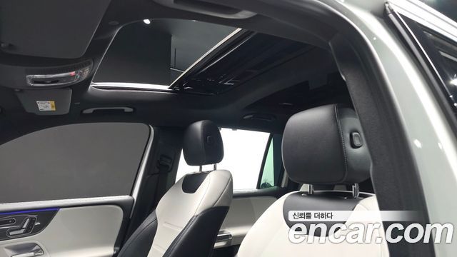 Mercedes-Benz GLB-Class (X247) GLB250 4MATIC 2021 — фото 17