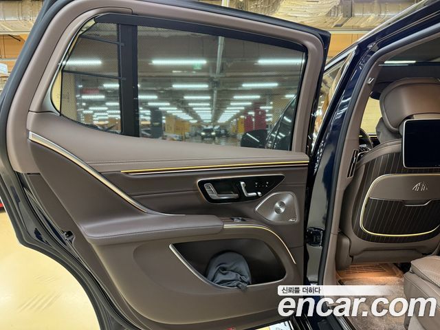 Mercedes-Benz EQS SUV (X296) Maybach EQS680 4MATIC 2024 — фото 18