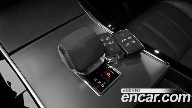 Land Rover Range Rover Evoque (II) P250 Dynamic SE 2024 — фото 9