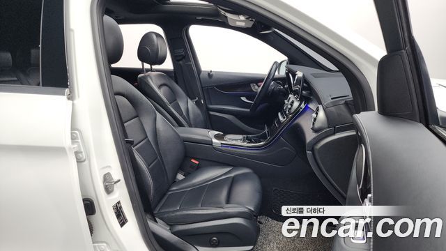 Mercedes-Benz GLC-Class (X253) GLC300 4MATIC 2020 — фото 15