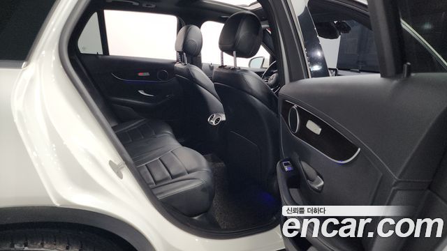 Mercedes-Benz GLC-Class (X253) GLC300 4MATIC 2020 — фото 16