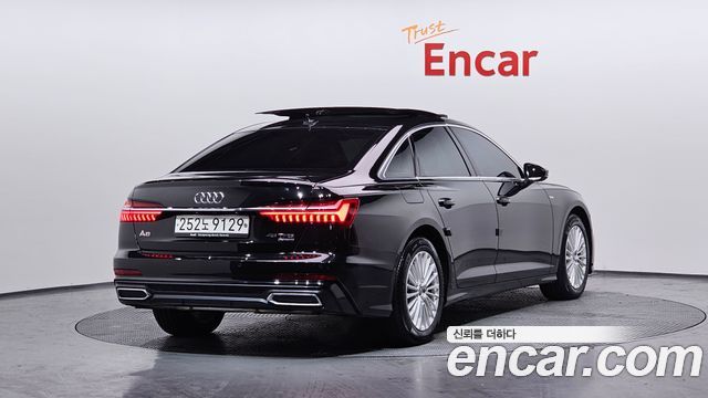 Audi A6 (C8) 45 TFSI Quattro Premium 2020 — фото 2