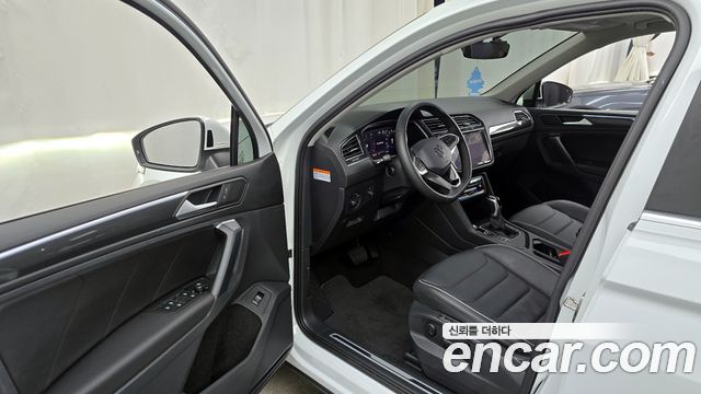 Volkswagen Tiguan (II) 2.0 TDI Prestige 2024 — фото 10