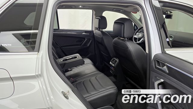 Volkswagen Tiguan (II) 2.0 TDI Prestige 2024 — фото 12