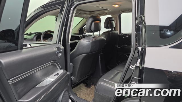 Jeep Compass 2.4 Limited 1st 2015 — фото 18