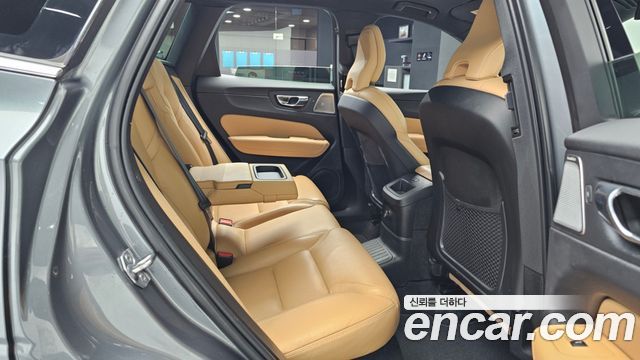 Volvo XC60 (II) T8 Inscription 2020 — фото 16