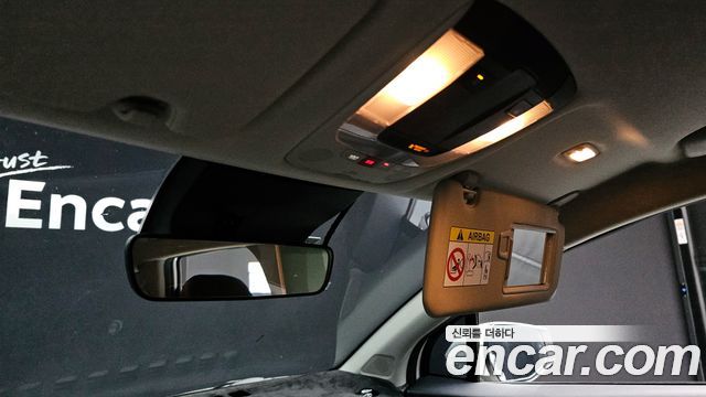 Kia Sportage (V) Diesel 2.0 2WD Prestige 2022 — фото 16