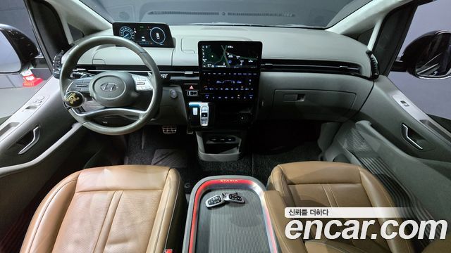 Hyundai Staria 4WD Lounge 9-Seater Inspiration 2023 — фото 7