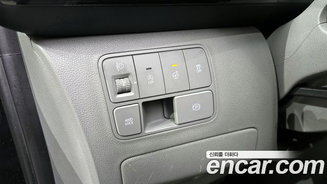 Hyundai Staria 4WD Lounge 9-Seater Inspiration 2023 — фото 17
