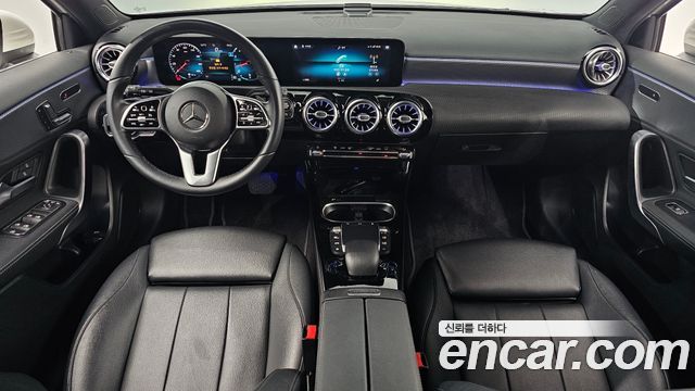 Mercedes-Benz A-Class (W177) A220 Hatchback 2021 — фото 7