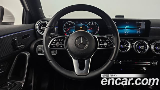 Mercedes-Benz A-Class (W177) A220 Hatchback 2021 — фото 13