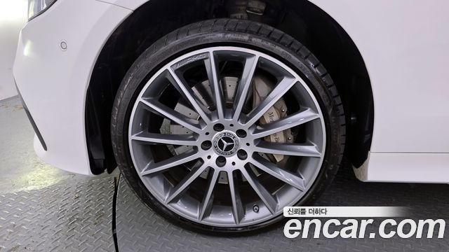 Mercedes-Benz E-Class (W213) E450 4MATIC Coupe 2022 — фото 5