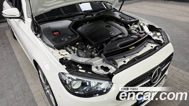 Mercedes-Benz E-Class (W213) E350 4MATIC AMG Line 2021 — фото 6
