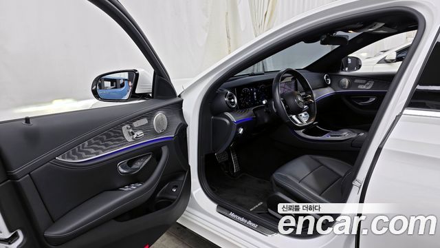 Mercedes-Benz E-Class (W213) E350 4MATIC AMG Line 2021 — фото 10