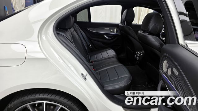 Mercedes-Benz E-Class (W213) E350 4MATIC AMG Line 2021 — фото 12