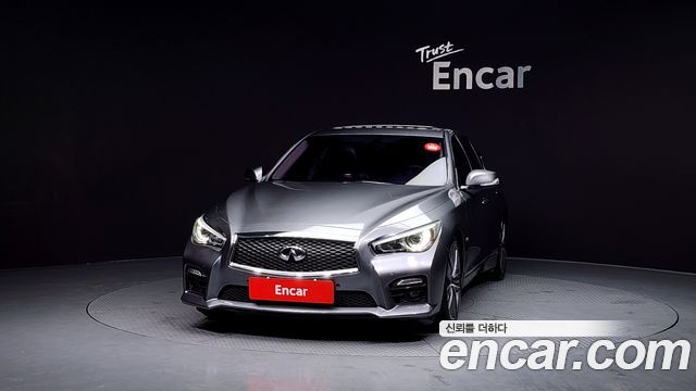 Infiniti Q50 3.5 Hybrid Essence 2016 — фото 3