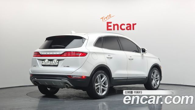 Lincoln MKC 2.0 AWD 2016 — фото 2