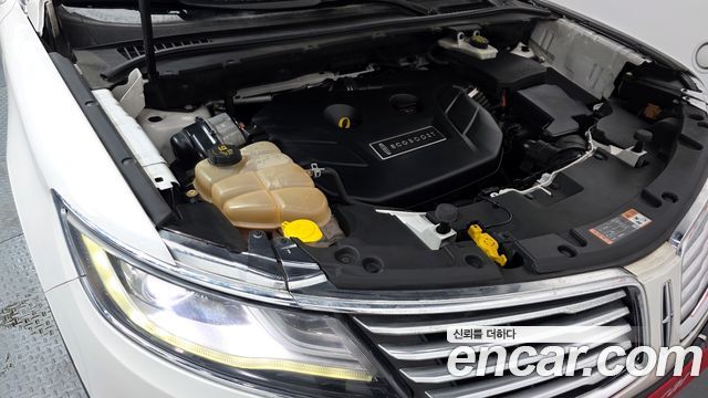 Lincoln MKC 2.0 AWD 2016 — фото 6