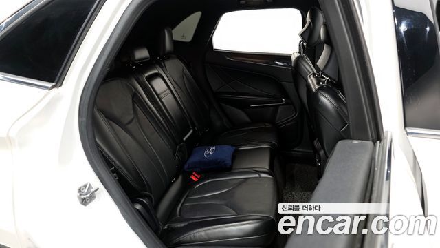 Lincoln MKC 2.0 AWD 2016 — фото 16