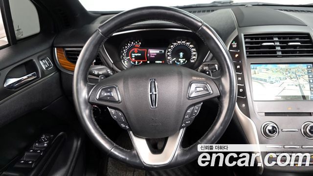 Lincoln MKC 2.0 AWD 2016 — фото 17